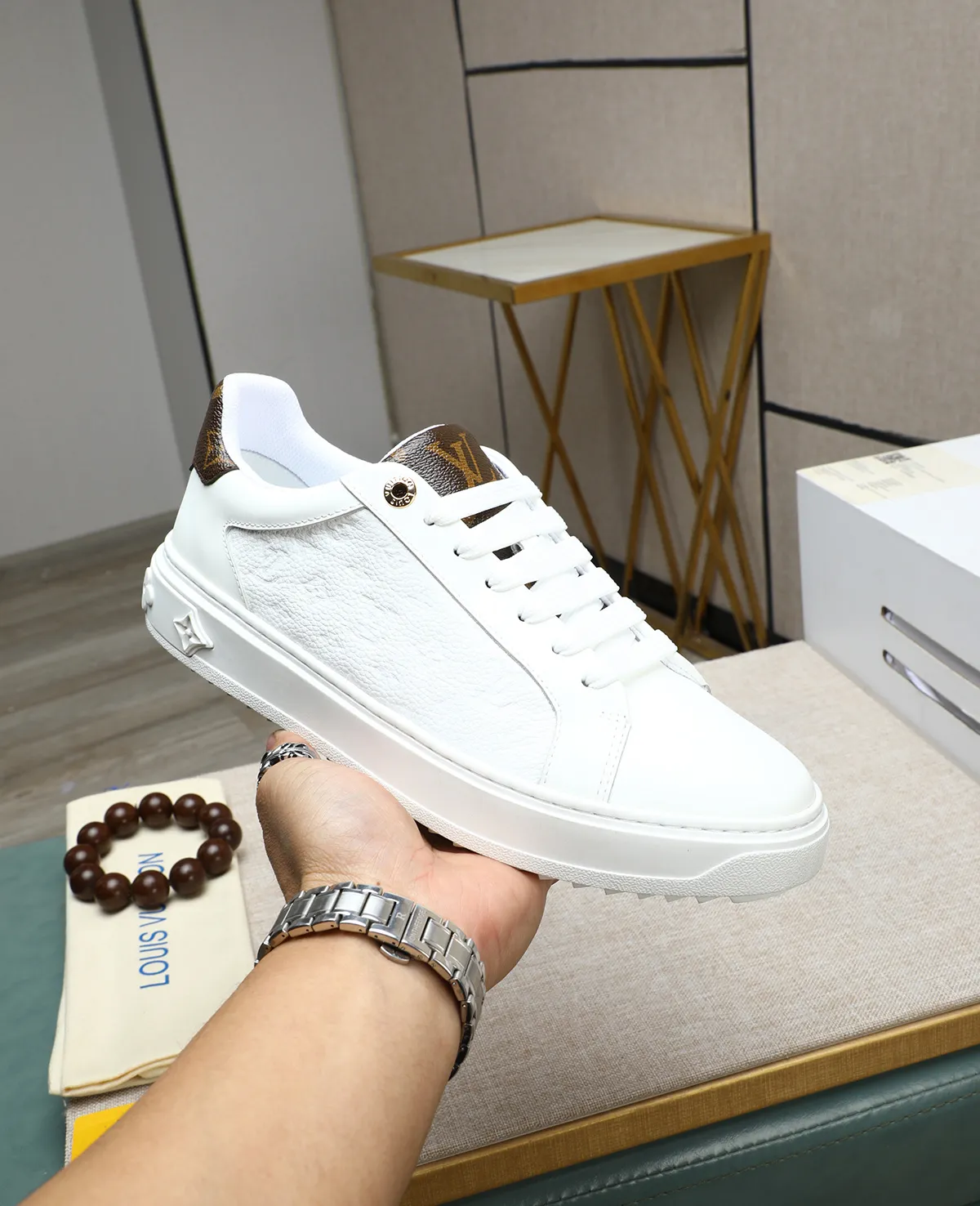 Men's men's shoes 💰540 📛📛(Niuli) high-end [LOUIS VUITTON] Louis Vuitton official website synchronized new products 👟Milan fashion catwalk style 🇰🇾🇰🇾LV family logo, celebrity style, a must-have for fashionistas ⚠️Top-layer calfskin ➕Cow leather lining ➕Mesh lining Official website original special outsole👞Number 38-44